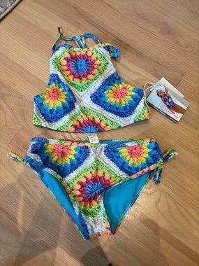 Limeapple Aolani Crochet Print 2-Piece Swimsuit with braided back